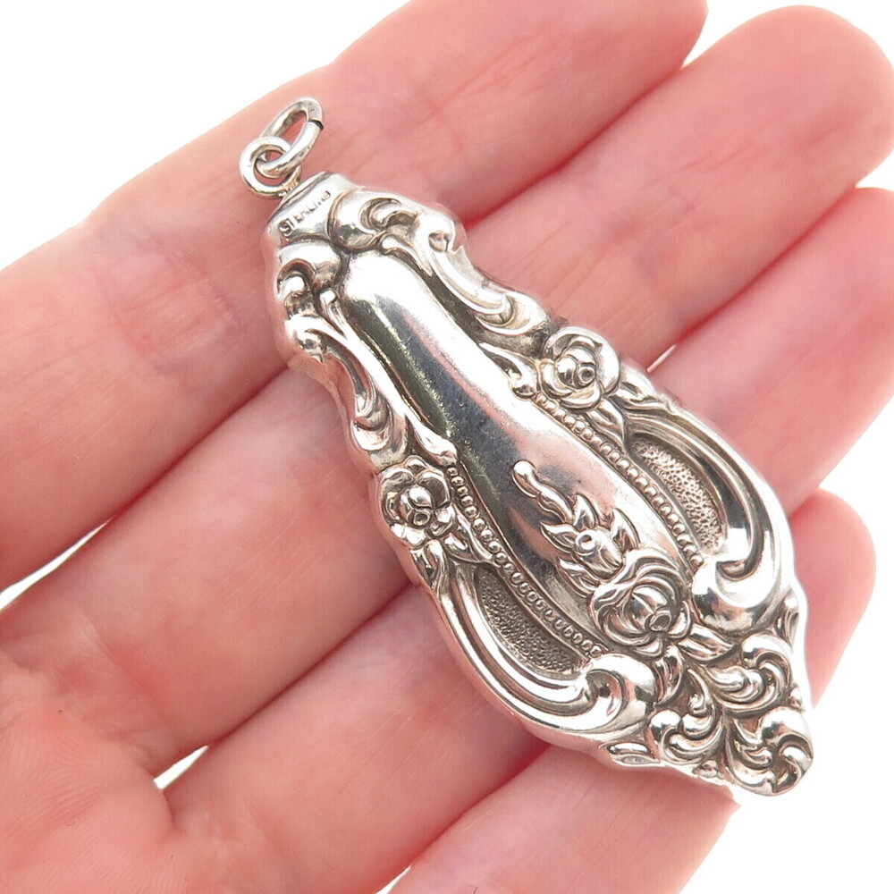 Wallace 925 Sterling Silver Vintage 1973 Grand Victorian Charm Pendant
